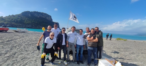 ADOPT A BEACH, L&#039;ULIVO E LA SENSIBILIZZAZIONE AMBIENTALE